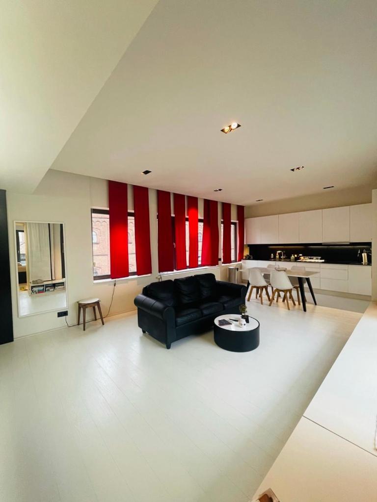 דירות בריסל Down Town Penthouse With Private Parking מראה חיצוני תמונה