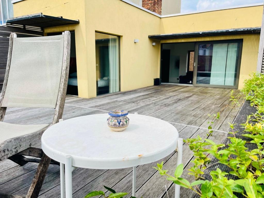 דירות בריסל Down Town Penthouse With Private Parking מראה חיצוני תמונה